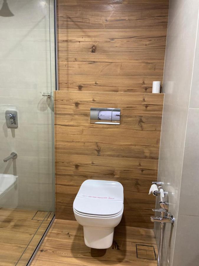 Chryso Hotels Pvt Ltd Ankleshwar Экстерьер фото