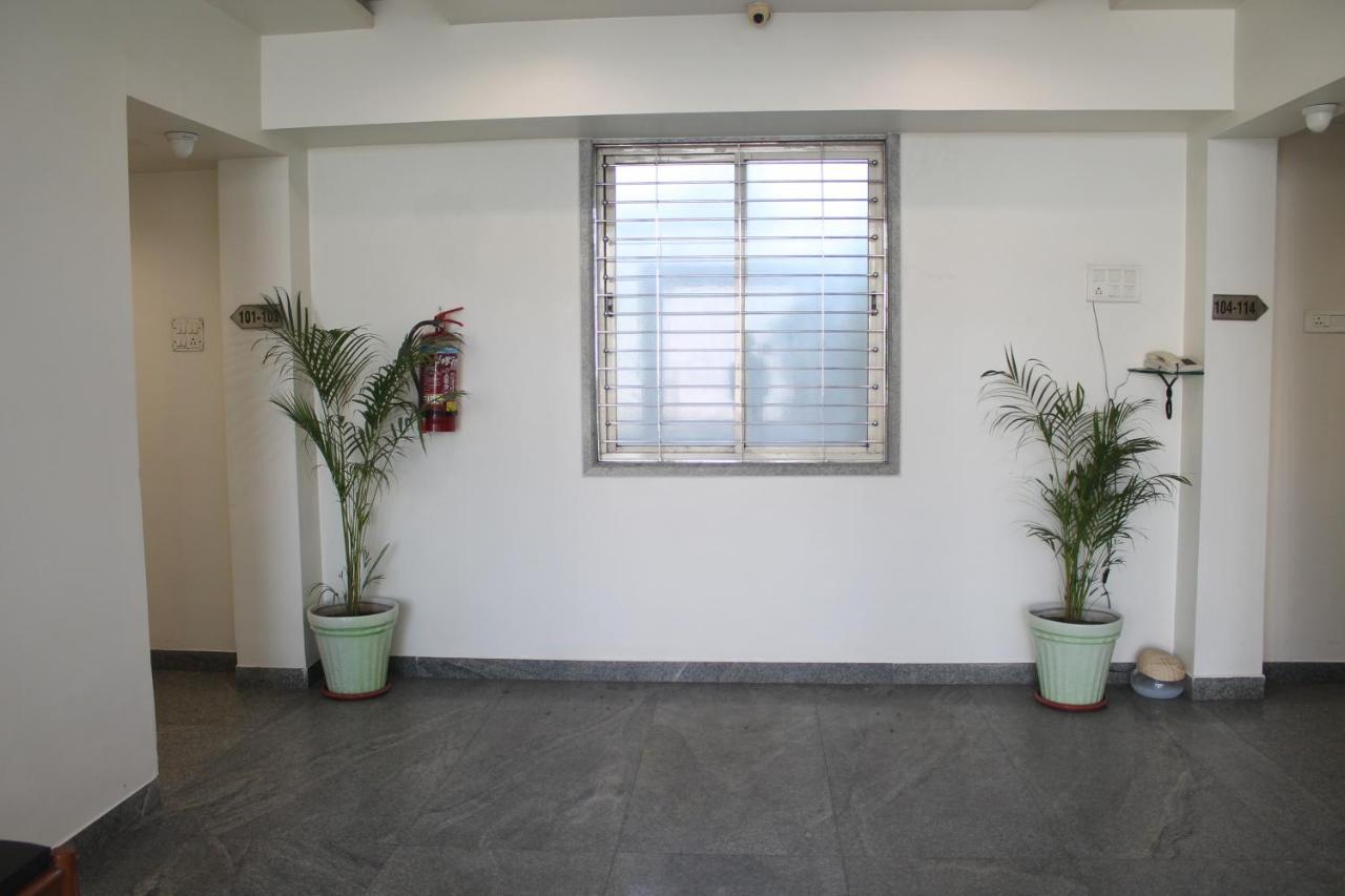 Chryso Hotels Pvt Ltd Ankleshwar Экстерьер фото
